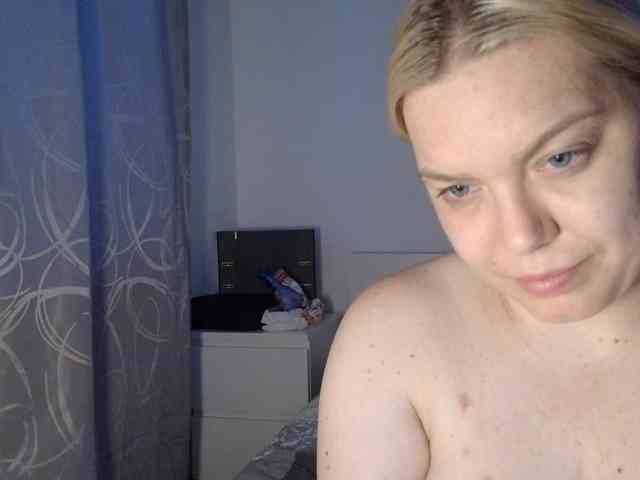 Ayse95 webcam