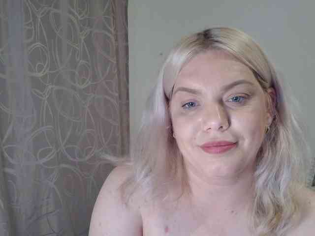 Ayse95 webcam