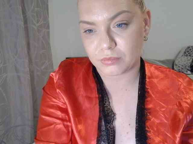 Ayse95 webcam