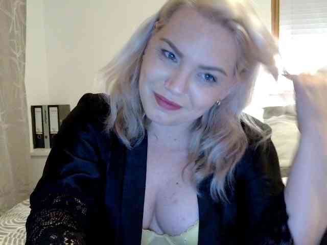 Ayse95 webcam