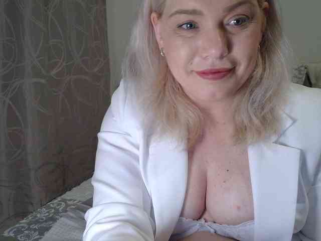 Ayse95 webcam