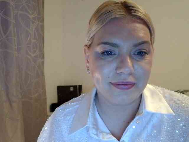 Ayse95 webcam