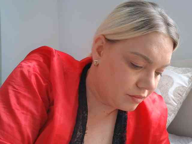 Ayse95 webcam