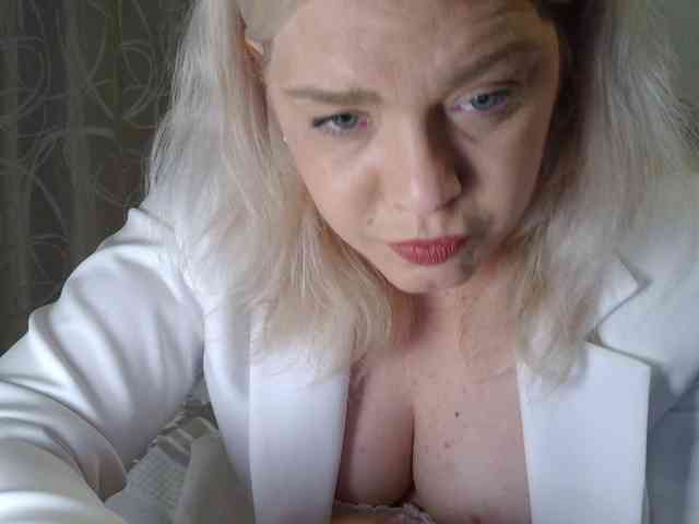 Ayse95 webcam