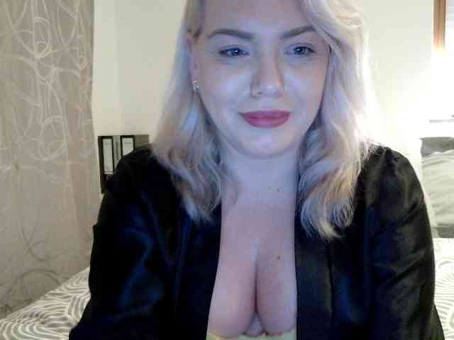 Ayse95 webcam