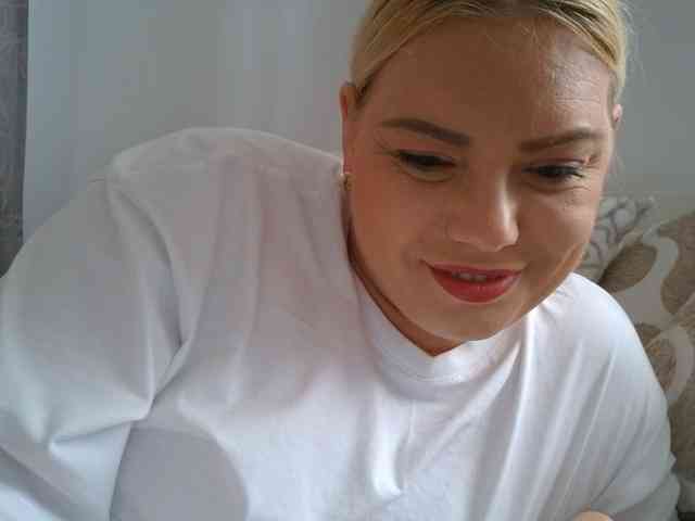 Ayse95 webcam