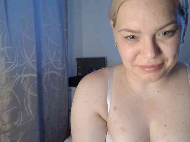 Ayse95 webcam