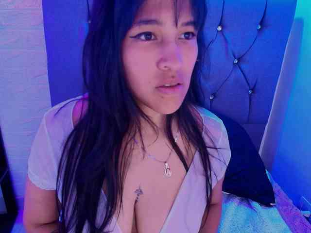 andrea-lovely1 andrea-lovely1