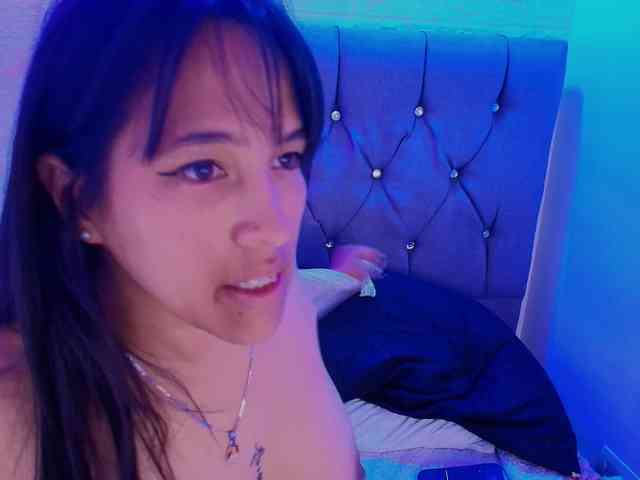 andrea-lovely1 webcam