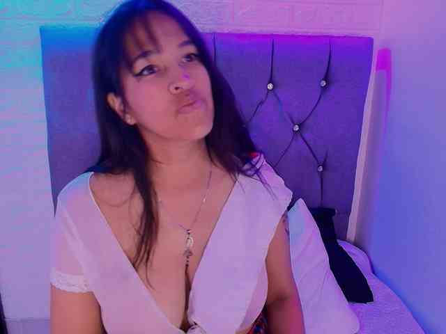 andrea-lovely1 webcam