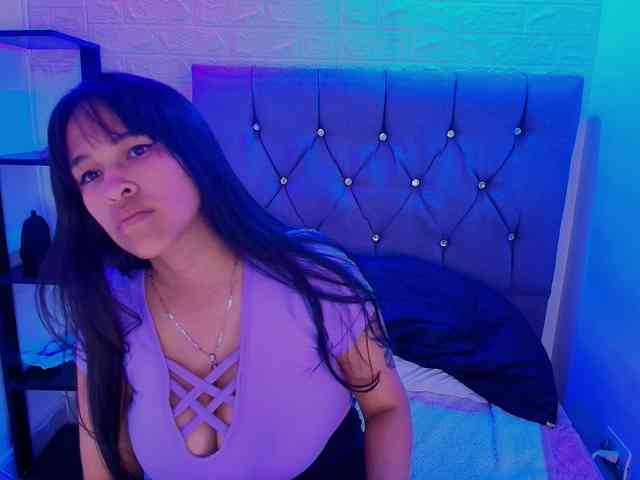 andrea-lovely1 webcam