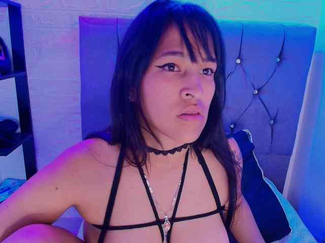 andrea-lovely1 andrea-lovely1