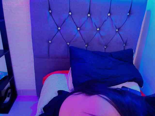 andrea-lovely1 webcam