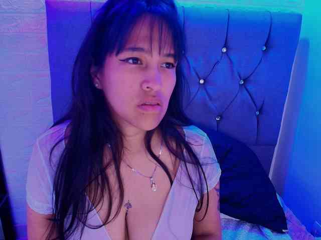 andrea-lovely1 webcam