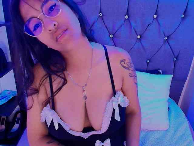 andrea-lovely1 andrea-lovely1