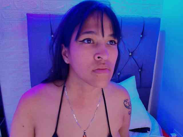 andrea-lovely1 webcam