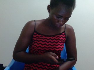 bella-5's Live Webcam