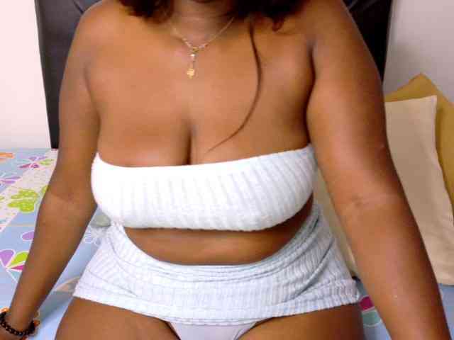 LINNEAHOTXX webcam