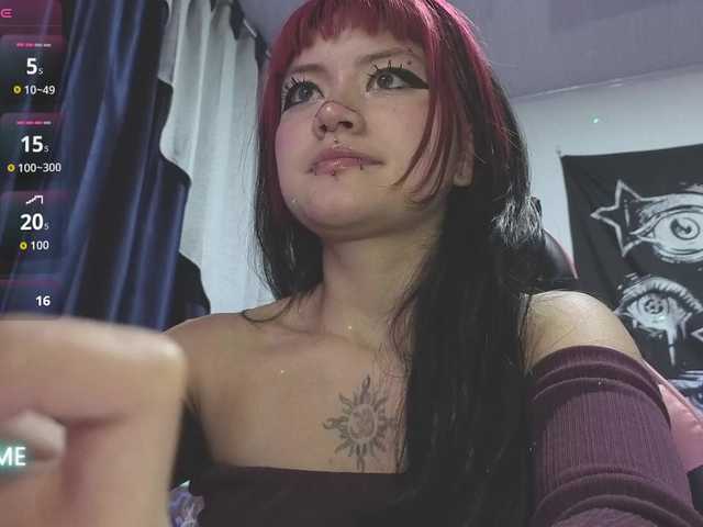 Vakker-meilee live cam on BongaCams