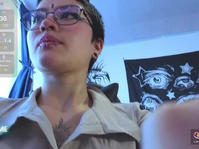 Vakker-meilee live cam on BongaCams