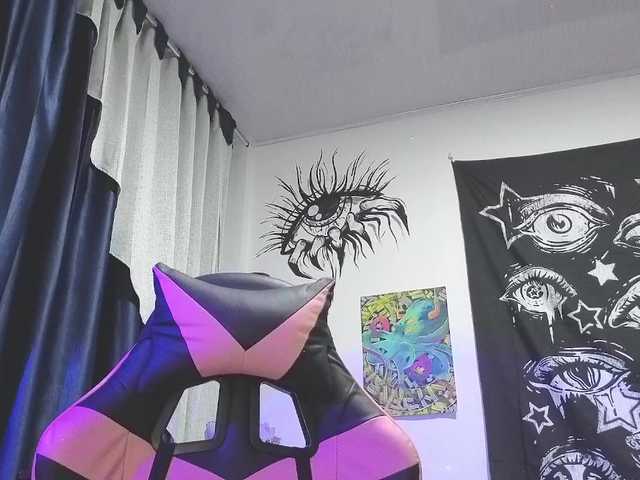 Vakker-meilee live cam on BongaCams