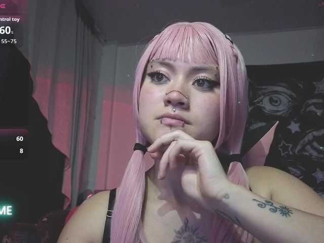Vakker-meilee live cam on BongaCams