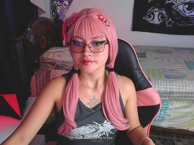 Vakker-meilee live cam on BongaCams