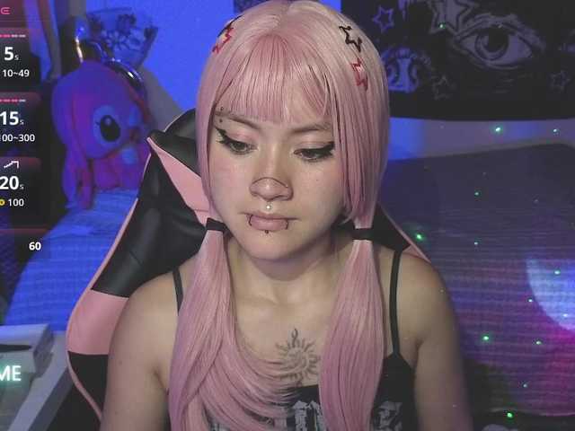 Vakker-meilee live cam on BongaCams