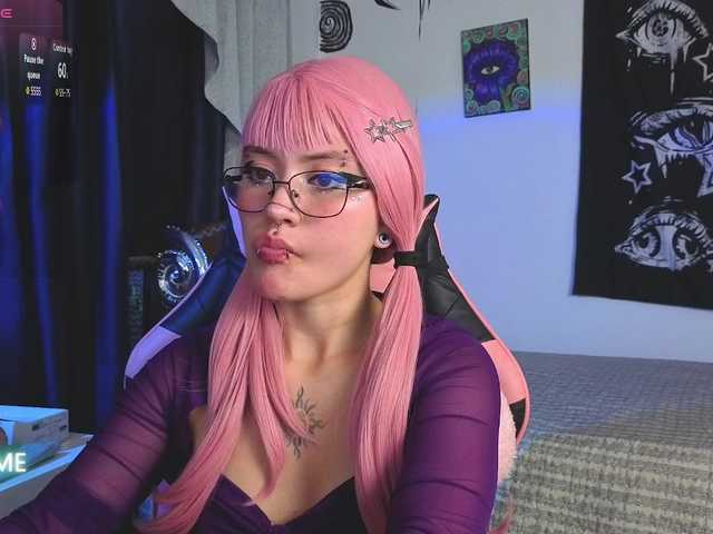 Vakker-meilee live cam on BongaCams