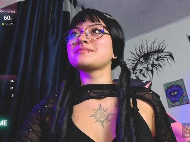 Vakker-meilee live cam on BongaCams