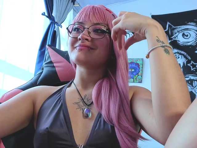 Vakker-meilee live cam on BongaCams