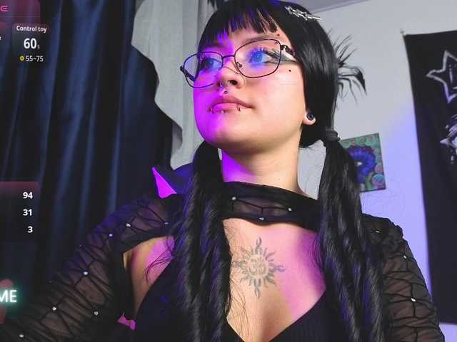 Vakker-meilee live cam on BongaCams