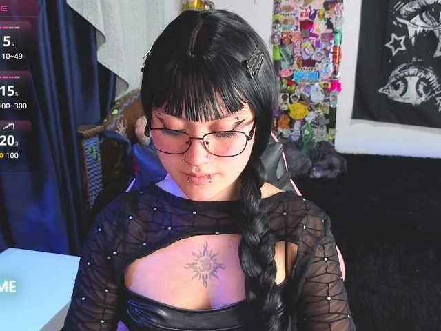 Vakker-meilee live cam on BongaCams