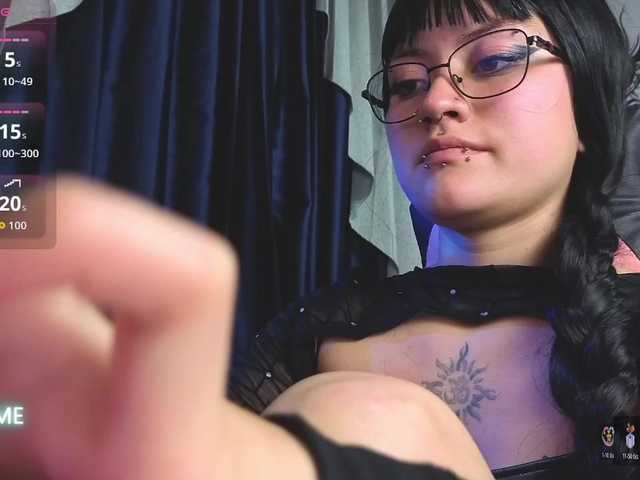 Vakker-meilee live cam on BongaCams