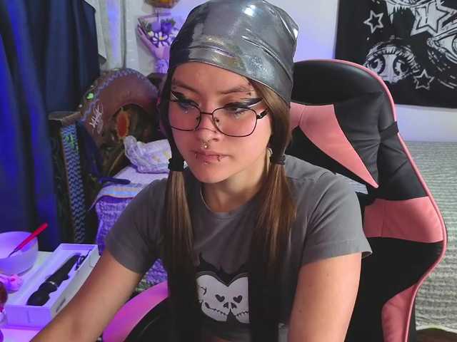 Vakker-meilee live cam on BongaCams