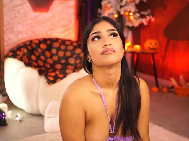KiraKrush live cam on BongaCams