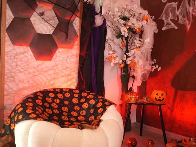 KiraKrush live cam on BongaCams