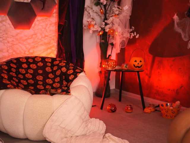 KiraKrush live cam on BongaCams