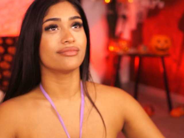 KiraKrush live cam on BongaCams