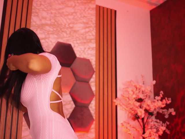 KiraKrush live cam on BongaCams