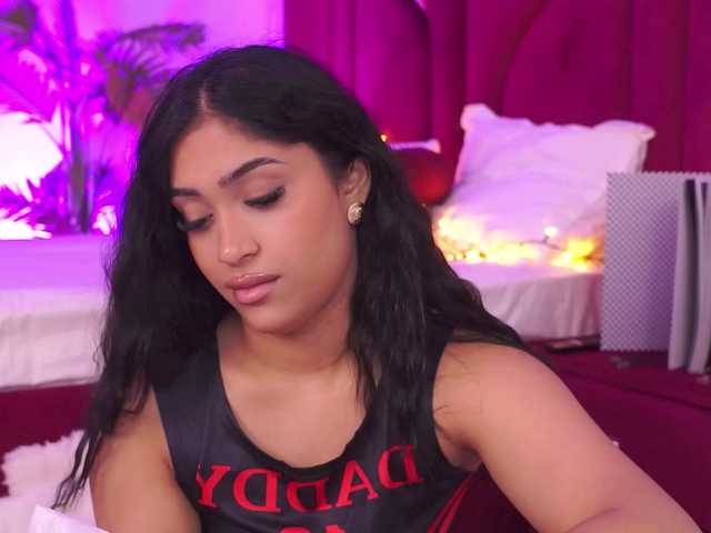 KiraKrush live cam on BongaCams