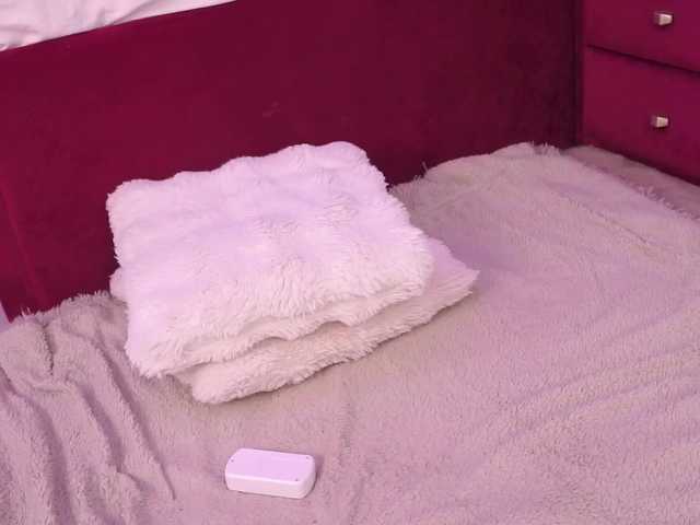 KiraKrush live cam on BongaCams