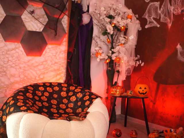 KiraKrush live cam on BongaCams