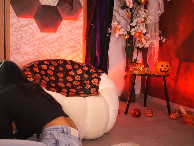 KiraKrush live cam on BongaCams