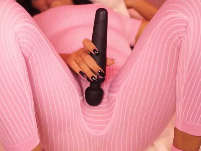KiraKrush live cam on BongaCams