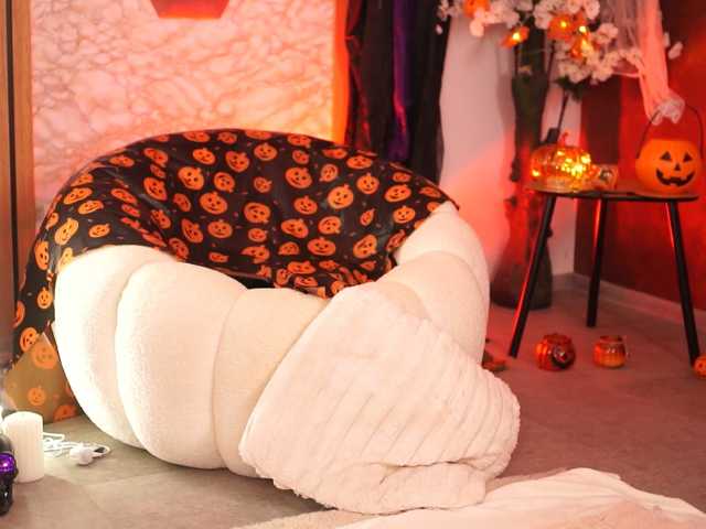 KiraKrush live cam on BongaCams
