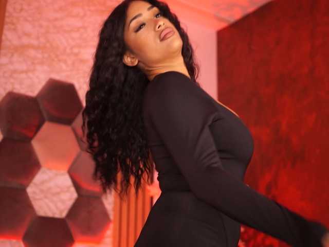 KiraKrush live cam on BongaCams