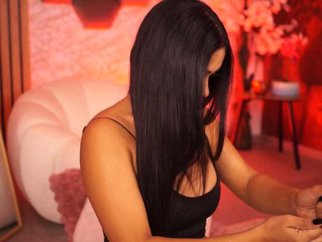 KiraKrush live cam on BongaCams