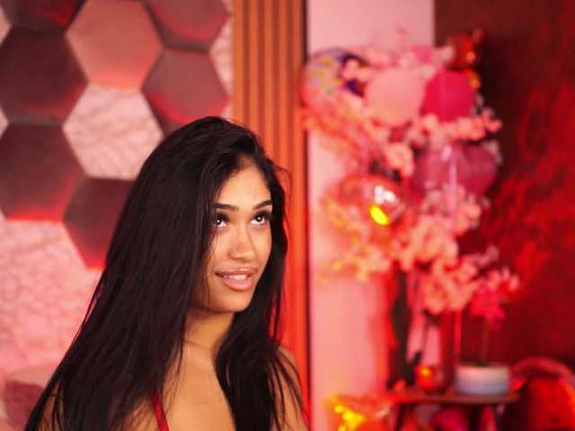 KiraKrush live cam on BongaCams