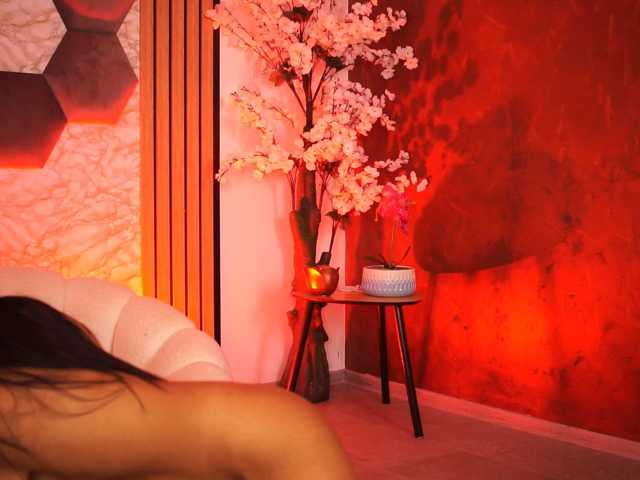 KiraKrush live cam on BongaCams